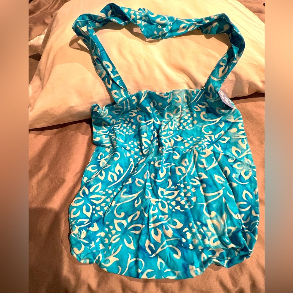 NWT. Hawaiian cloth bag